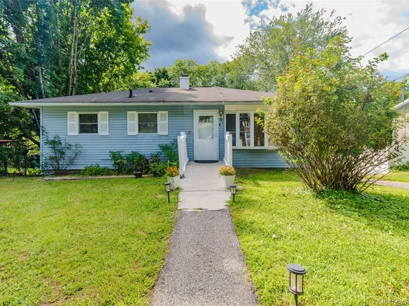 7 Fleetwood Drive, Newburgh, NY 12550
