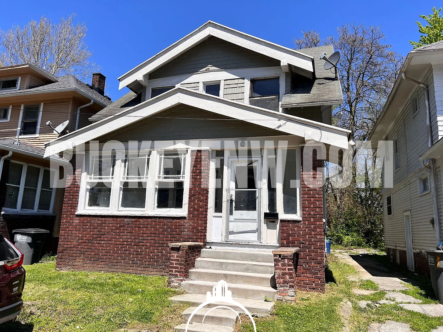 3 Bedroom House — Photo 1