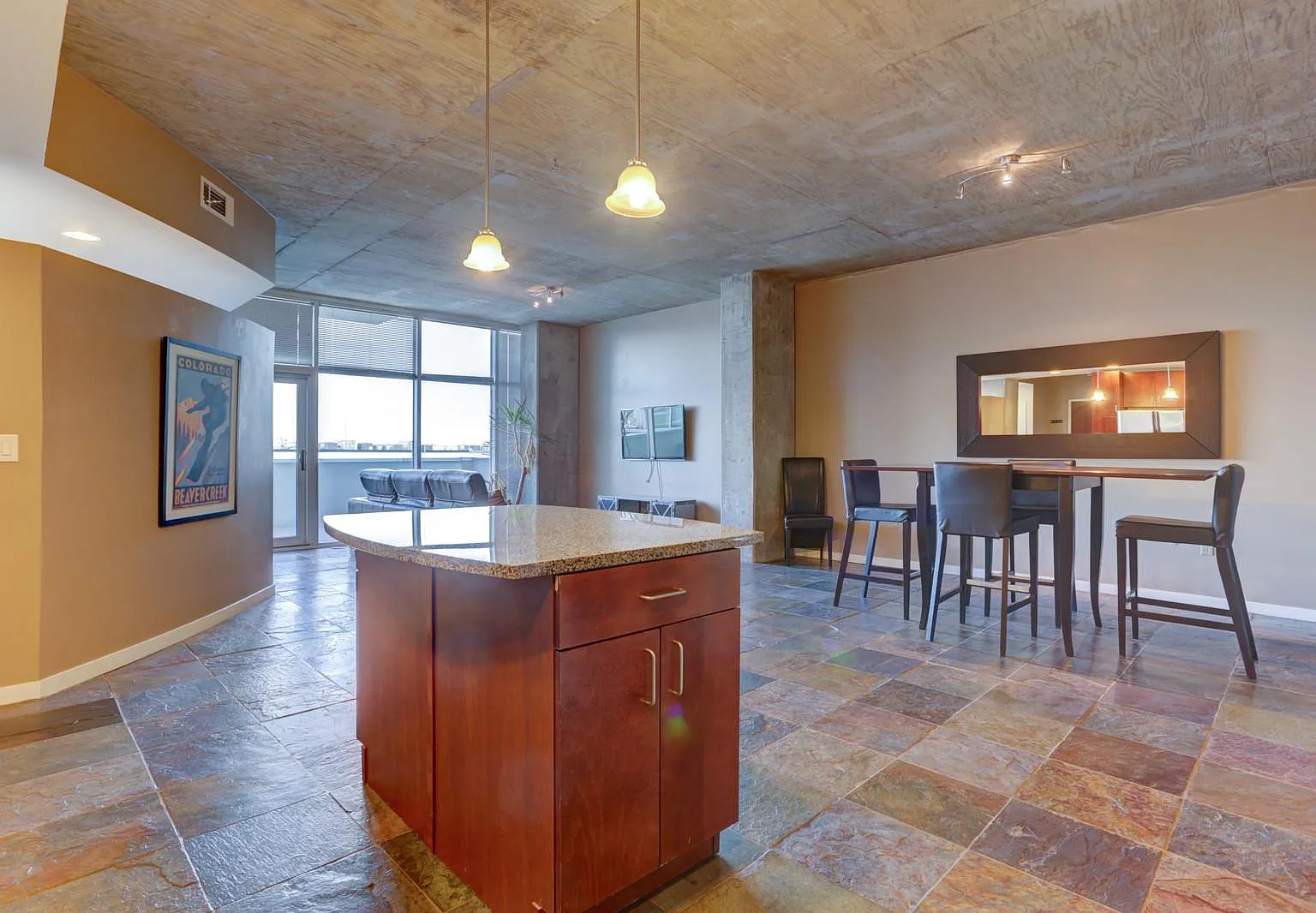 1 bed, 1290 sqft, $3,200 — Photo 3