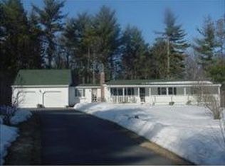 7 Beals Rd, Bedford, NH 03110