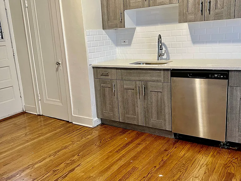 5031 N Harding Ave #1E — Photo 5