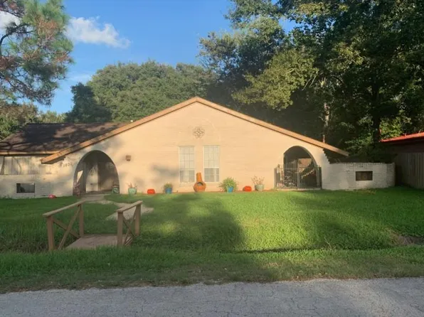 1801 Sunset Ave, Bay City, TX 77414