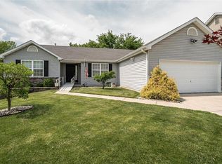 1321 Mason Grove Dr, Saint Charles, MO