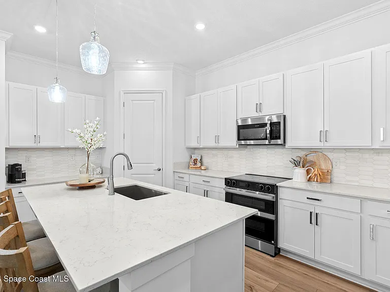 1029 Cavailian Pl NW — Photo 12