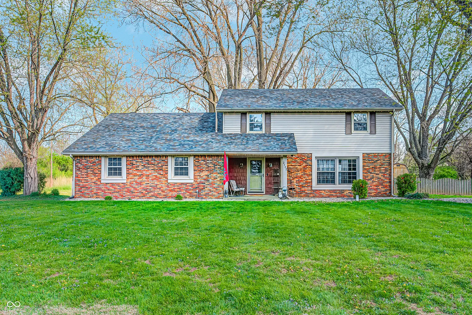 2122 Norwood Dr photo 1
