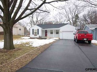 1611 Main St, Bellevue, NE 68005