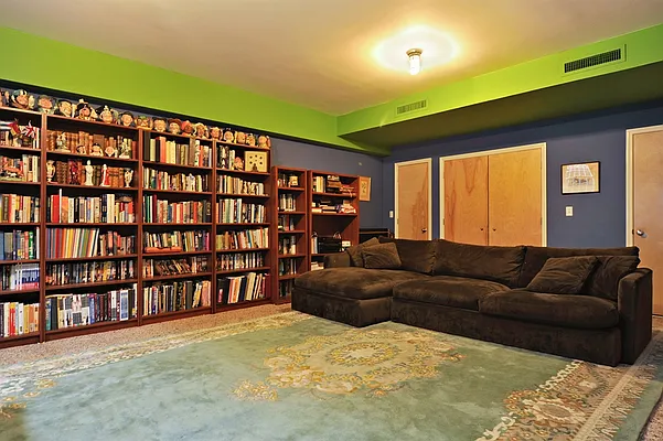 Sold by Corcoran | media 4
