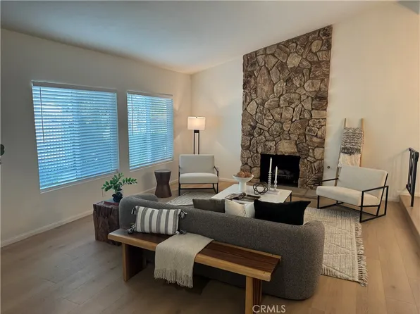 9521 Yolanda Ave, Northridge, CA 91324