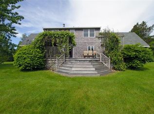 90 Morrison Ave, Middletown, RI 02842