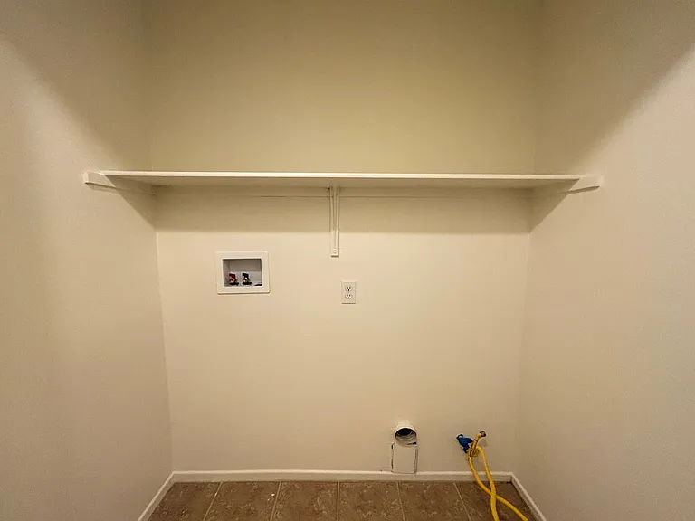 2416 W Valley Vis — Photo 26