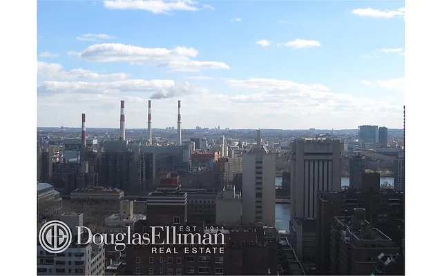 Sold by Douglas Elliman | media 28