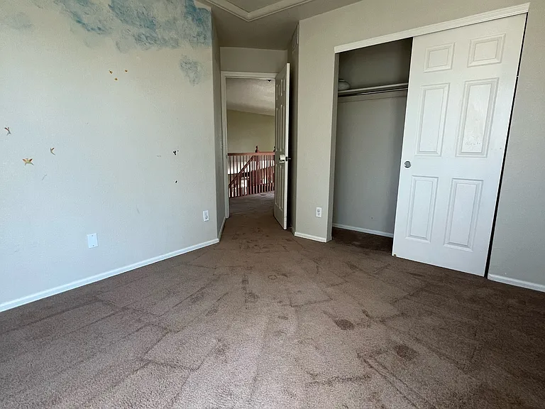 20600 E Dartmouth Dr — Photo 10