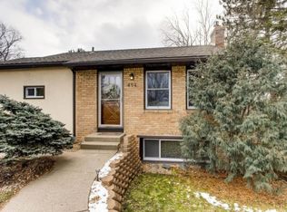 494 Hilltop Ave, Roseville, MN 55113