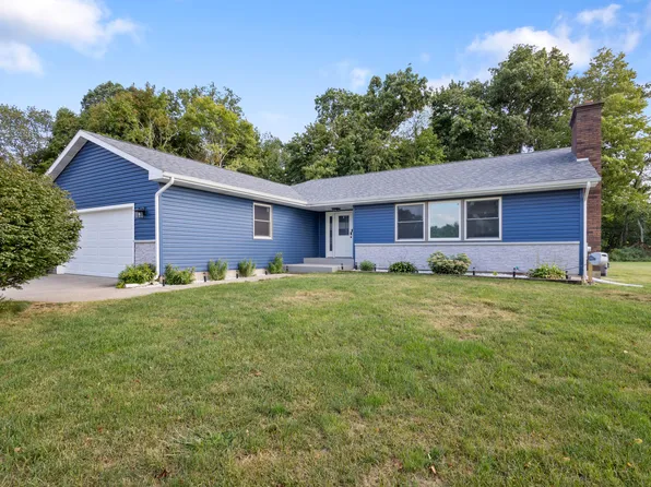 69856 White Tail Ct, Sturgis, MI 49091