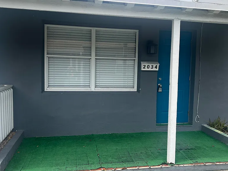 2034 Taylor St — Photo 12