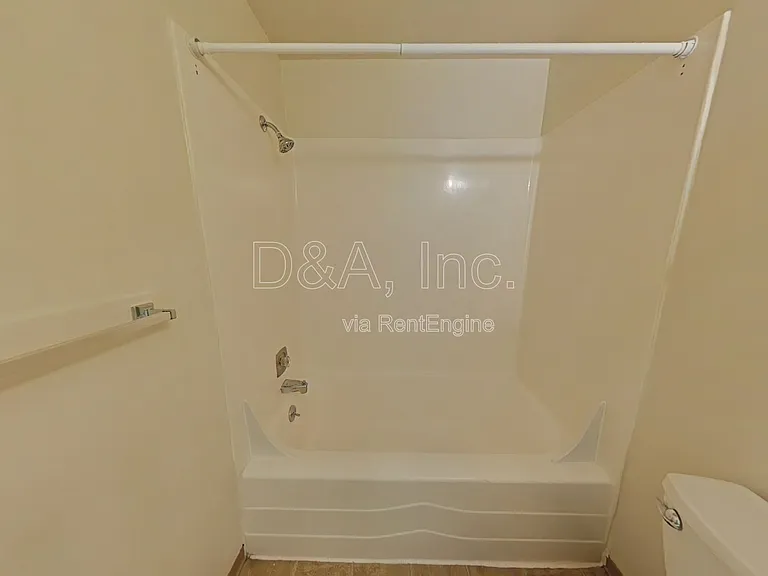 2311 NW Grant Ave #2 — Photo 9