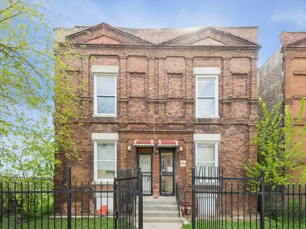 209 N La Crosse Ave, Chicago, IL 60644