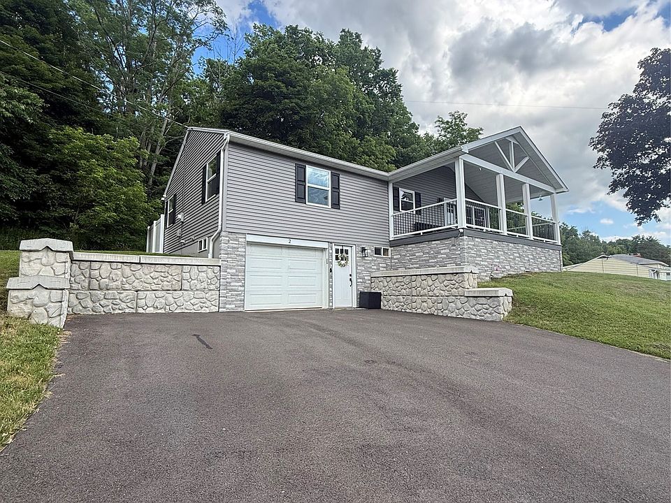 1st image of 2 Lillian Dr