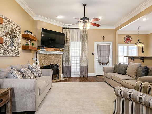 5th image of 607 Beacon Dr