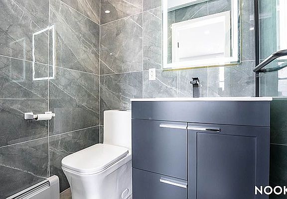 3rd image of 469 Vandervoort Ave #3