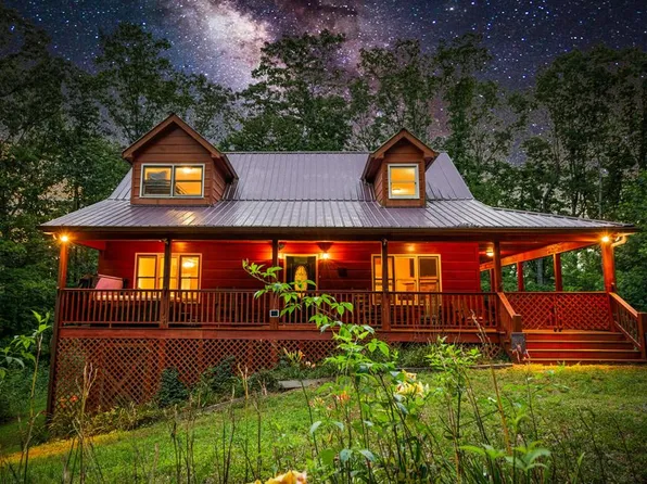 842 Craigtown Rd, Ellijay, GA 30540