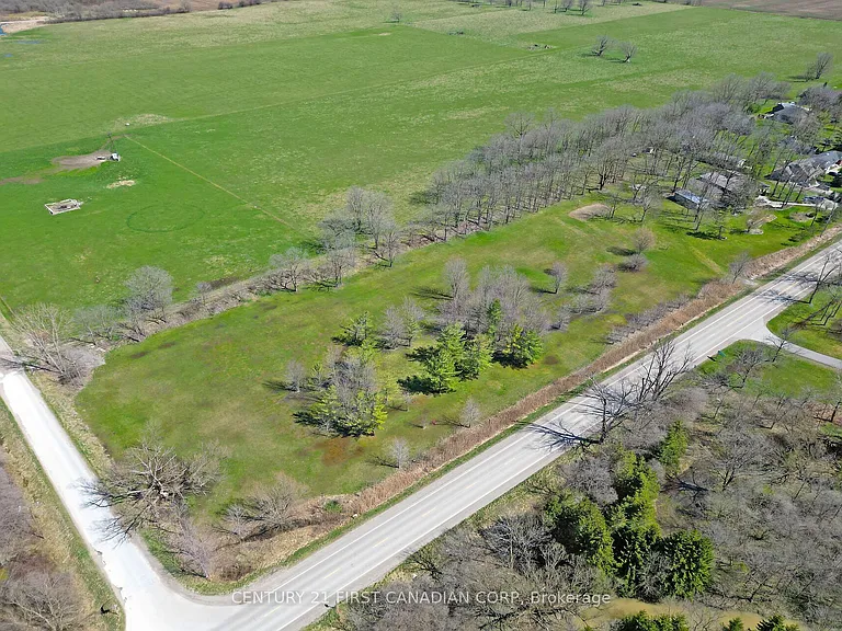 23992 Denfield Rd — Photo 37