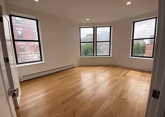 1st image of 100 W 138th St APT 3C