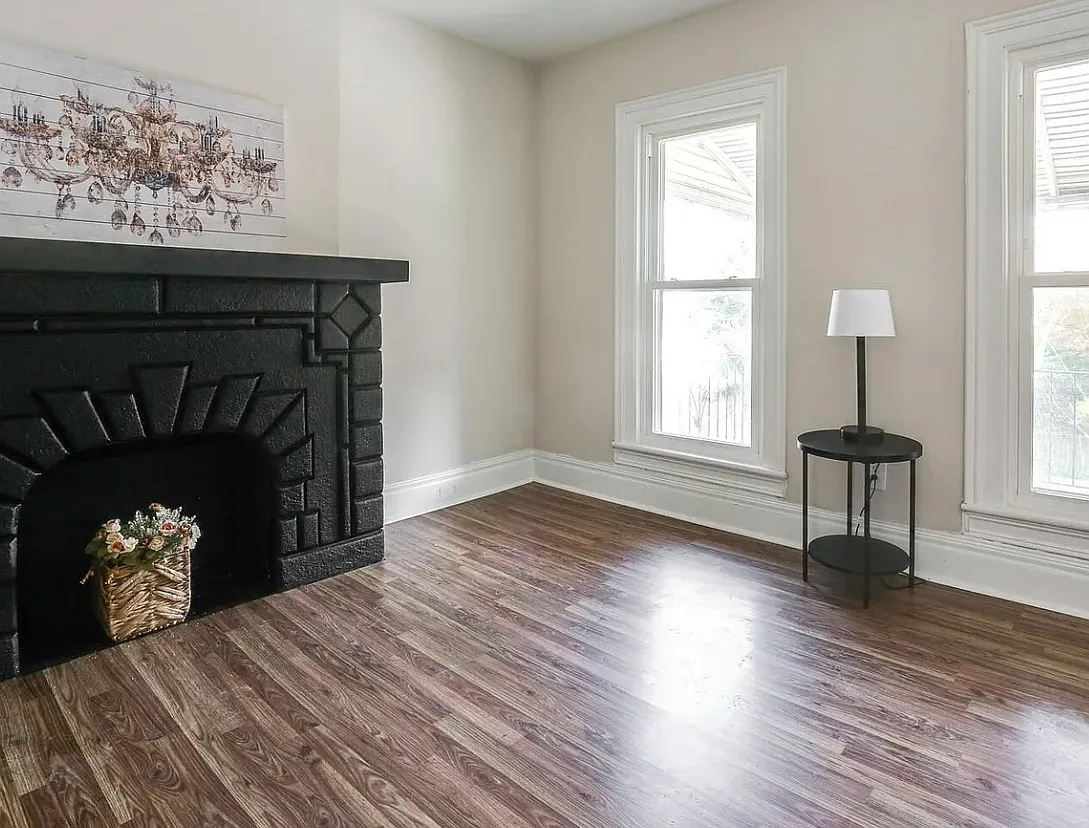 212 Normal Ave — Photo 1