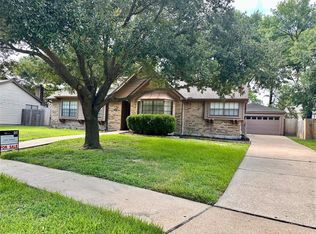 15734 Lakedale Dr, Houston, TX 77095
