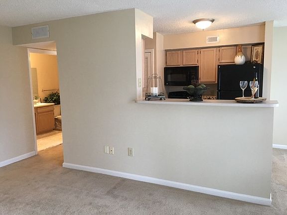 4th image of 8715 Hopemont Way APT 423