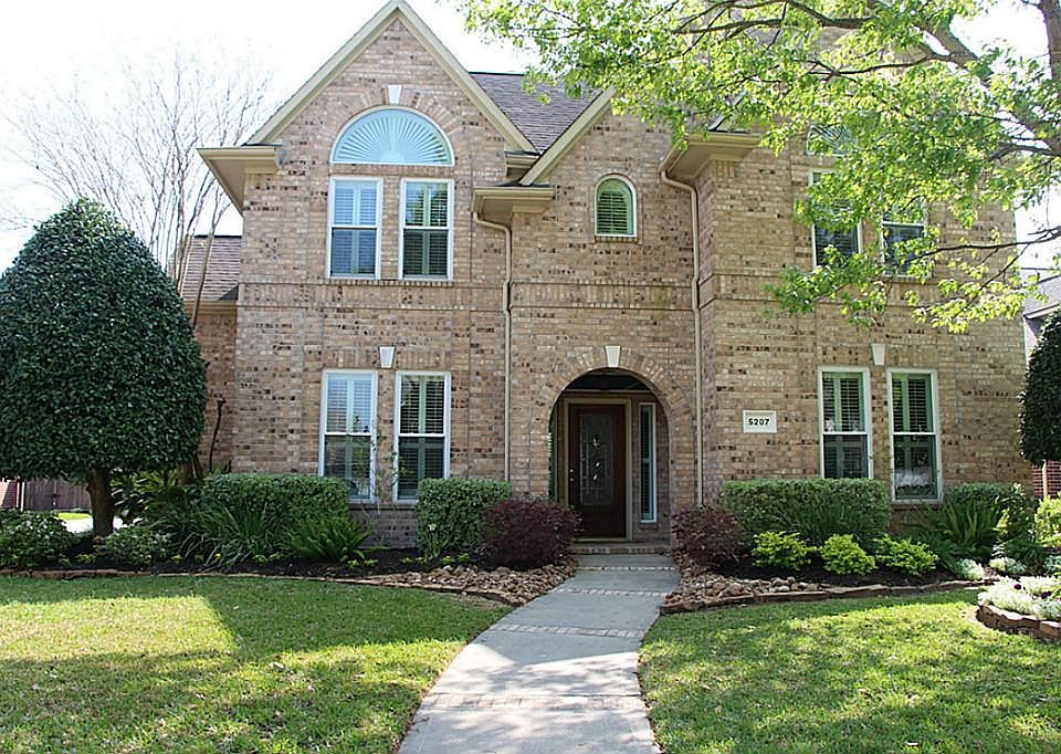 1st image of 5207 White Manor Dr