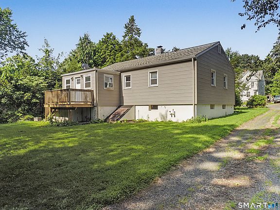 4th image of 141 Corrigan Avenue