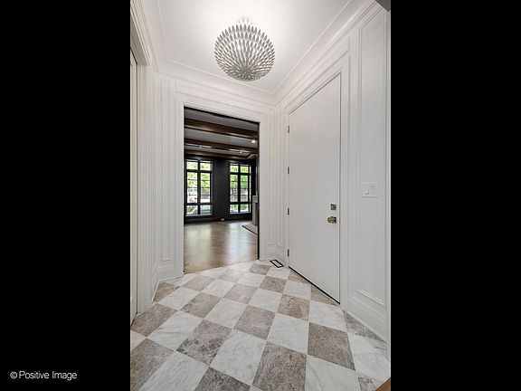 3rd image of 1656 N Dayton St #1