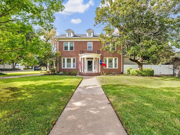 3211 Austin Ave, Waco, TX 76710