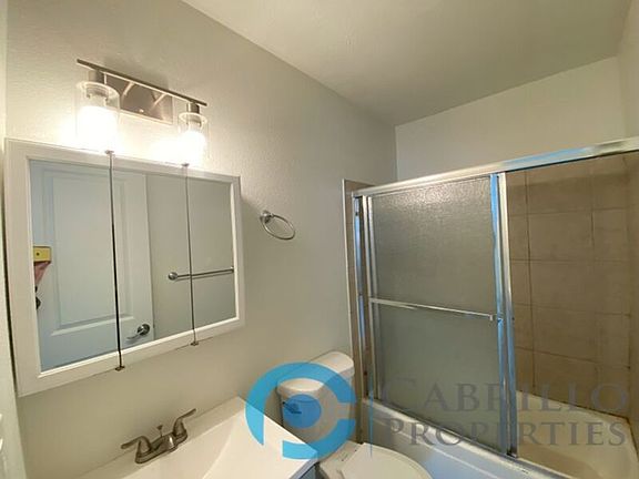 4th image of 5048 Wightman St APT 16