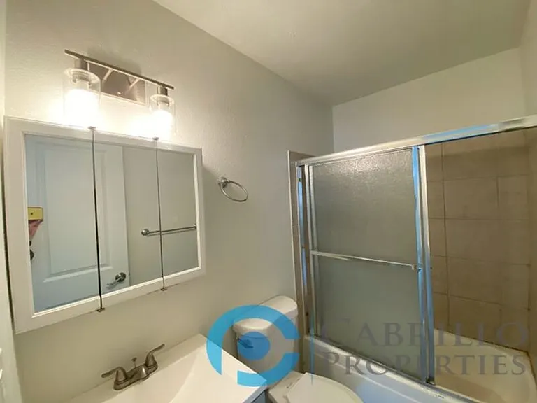 5048 Wightman St #5 — Photo 15
