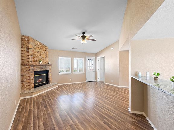 3rd image of 5613 Mosquero Ct NW