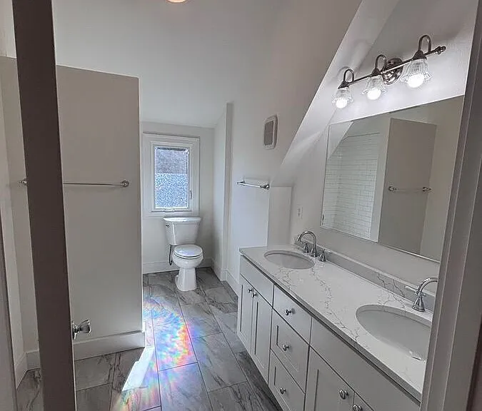 7802 Roosevelt Way NE — Photo 6