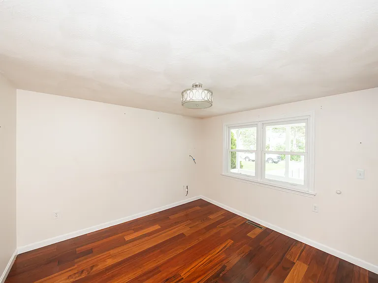 42 Wildcrest Ave — Photo 14