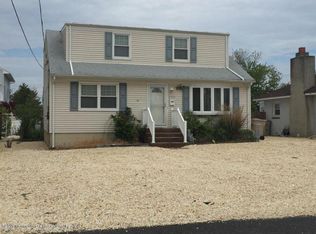 210 22nd Ave, Seaside Park, NJ 08752