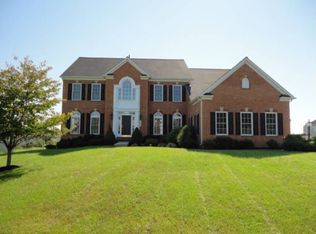 22334 Dolomite Hills Dr, Ashburn, VA 20148