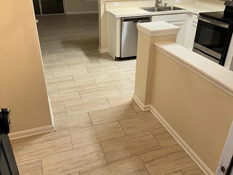 1707 Biscayne Bay Cir — Photo 3