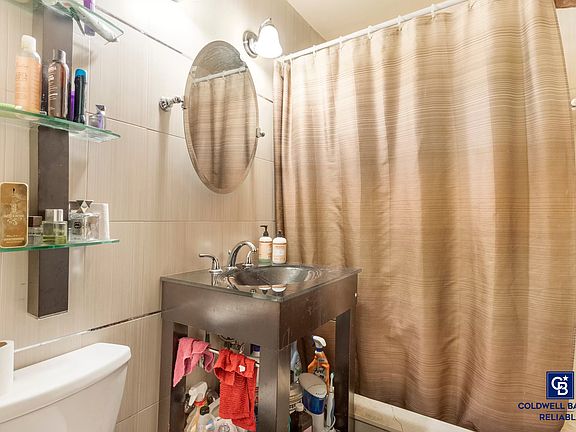 5th image of 5700 Arlington Ave APT 15-M