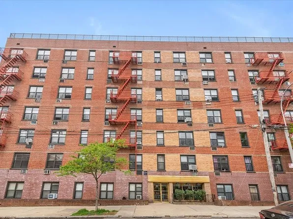 880 68th St APT 6B, Brooklyn, NY 11220