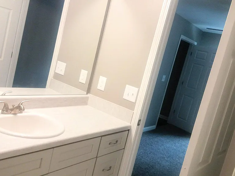 184 Strickland Ave — Photo 7