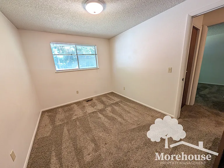 2054 S Colorado Ave — Photo 13