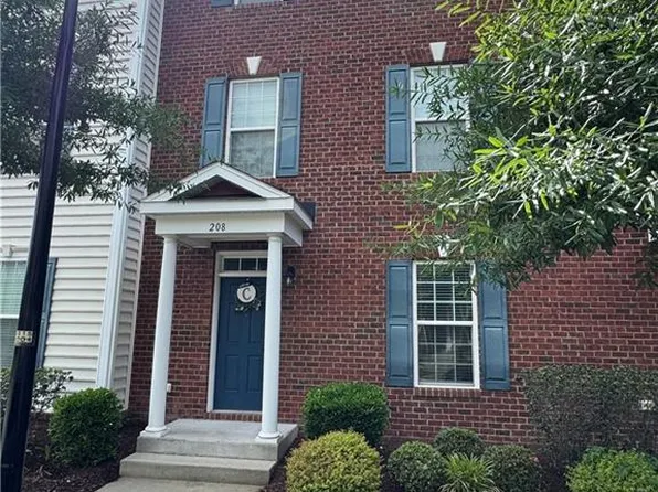 208 Breccia Ln, Virginia Beach, VA 23462