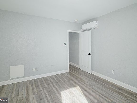 5th image of 3842 Haverford Ave APT 3