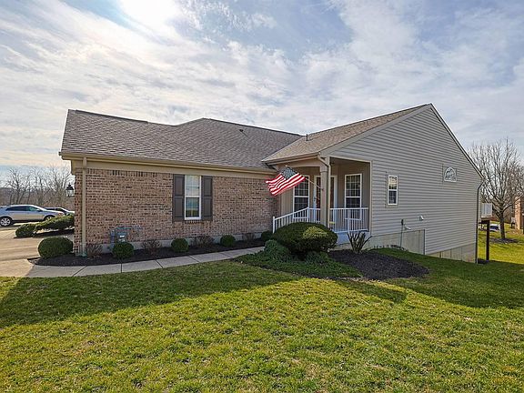 2nd image of 111 Hidden Ridge Ct