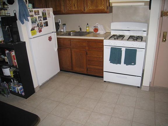 2nd image of 2707 Newtown Ave APT 2R
